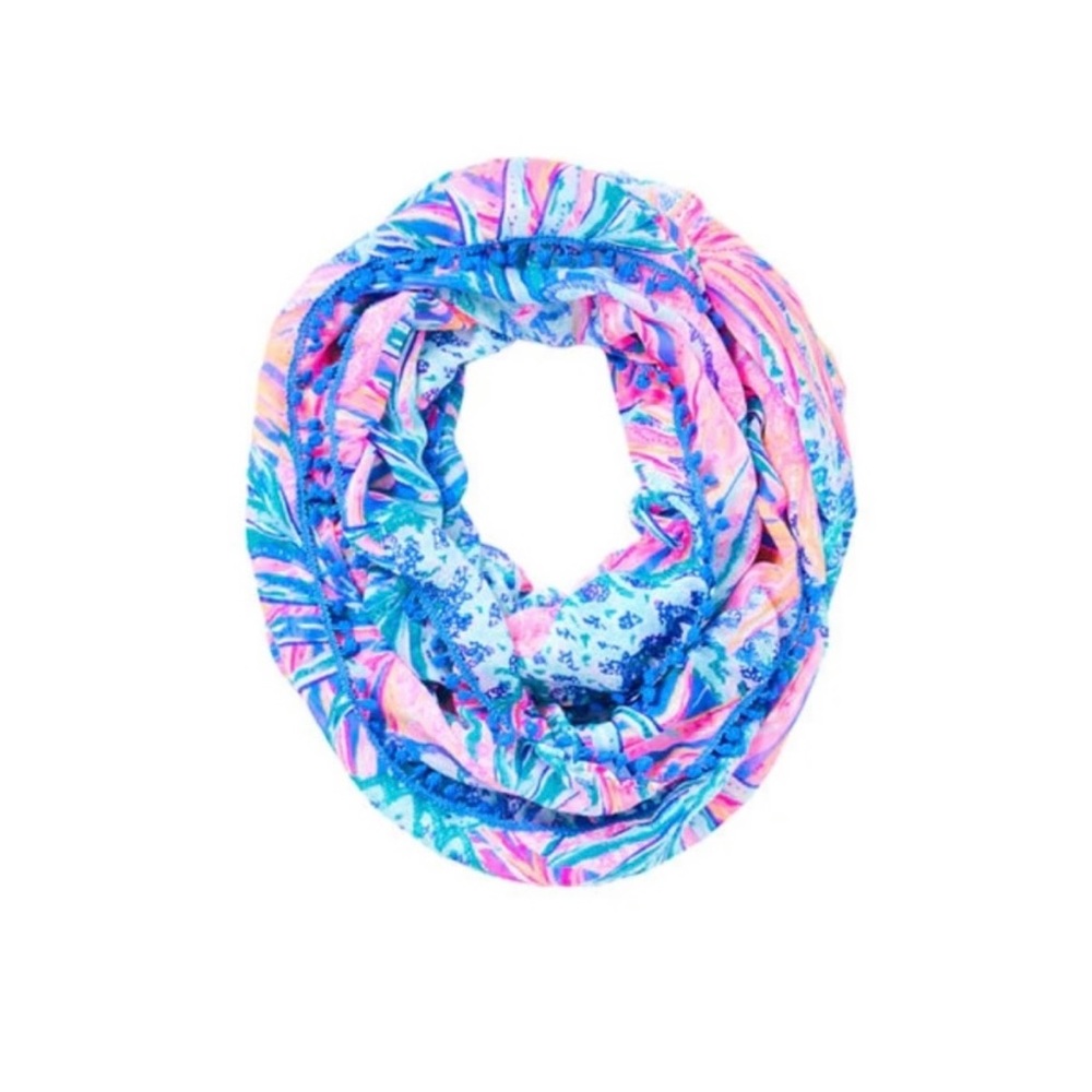 Lilly Pulitzer Infinity Loop Scarf - Picture 2 of 4